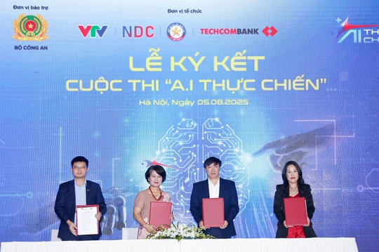 Techcombank đồng tổ chức và độc quyền tài trợ chương trình "A.I thực chiến"