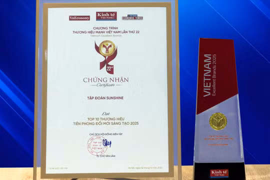 Sunshine Group được vinh danh Top 10 Thương hiệu Tiên phong Đổi mới sáng tạo 2025