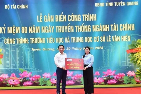 Agribank phát huy vai trò “Ngân hàng vì cộng đồng”, hướng tới an sinh xã hội toàn diện