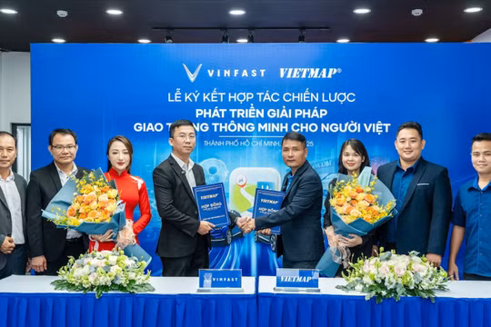 Vinfast và Vietmap ký hợp tác chiến lược, phát triển giải pháp giao thông thông minh cho người Việt