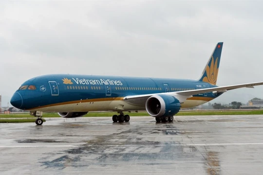 Vietnam Airlines điều chỉnh kế hoạch khai thác do ảnh hưởng của thời tiết xấu tại sân bay Nội Bài
