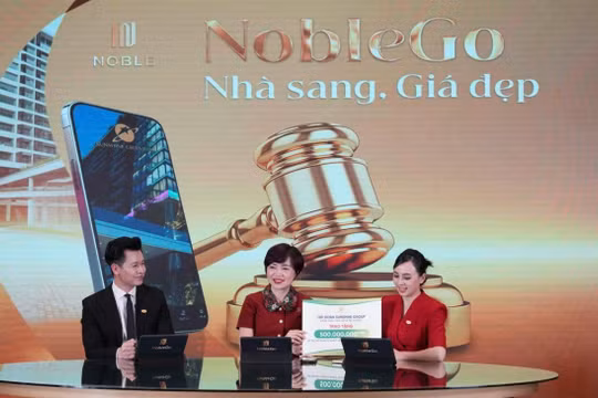 Khách ủng hộ 500 triệu thiện nguyện, Sunshine Group giảm thêm 1,5 tỷ ngay trên sóng livestream 