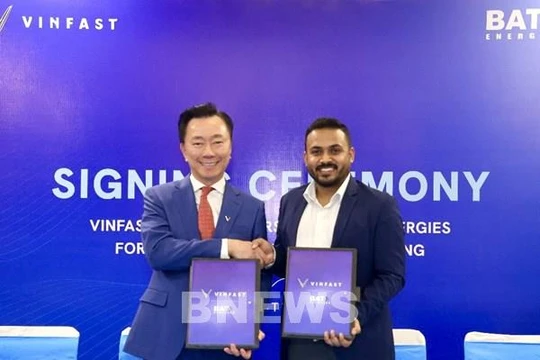 VinFast và BatX Energies hợp tác tái chế và tái sử dụng pin điện áp cao