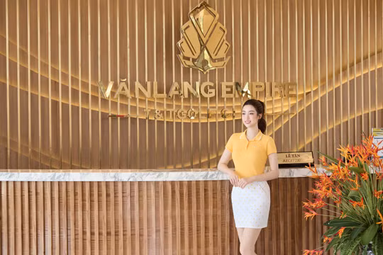 Hoa hậu Đỗ Mỹ Linh trở thành Đại sứ thương hiệu Văn Lang Empire T&T Golf Club 