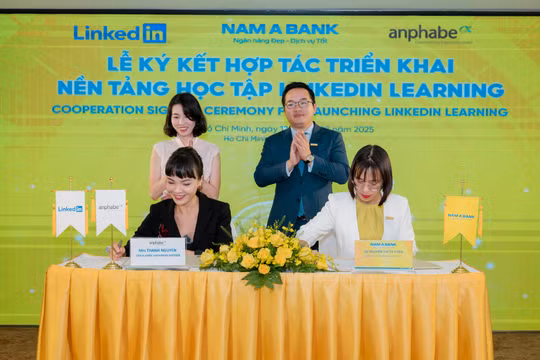 Nam A Bank - 5 năm liên tiếp là nơi làm việc tốt nhất Châu Á