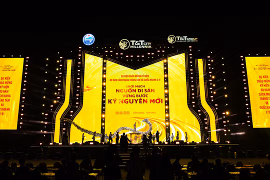 Thành phố Thiên niên kỷ T&T City Millennia bừng sáng trước đại nhạc hội