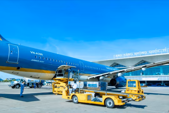Vietnam Airlines khai thác trở lại các chuyến bay từ sân bay Vinh