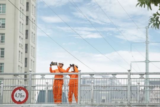 EVNHANOI tổ chức lại mô hình Công ty Điện lực theo đơn vị hành chính mới