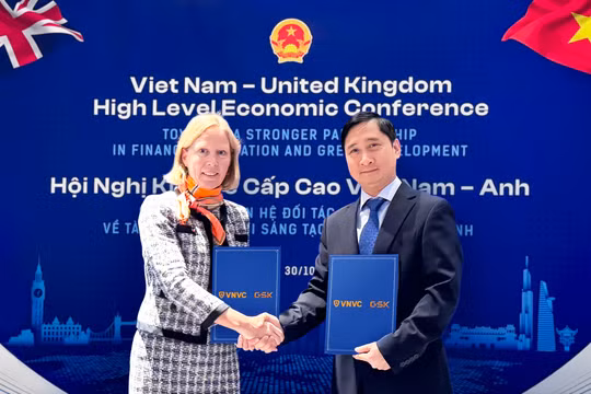 VNVC tăng cường hợp tác GSK sớm đưa thuốc ung thư, kháng sinh và vắc xin thế hệ mới về Việt Nam