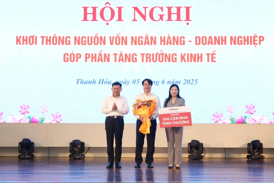 5 tháng đầu năm, HDBank tặng 2.000 căn nhà tình thương