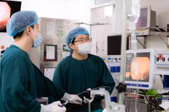 Ung thư đại tràng xuất hiện cả ở những người trẻ tuổi