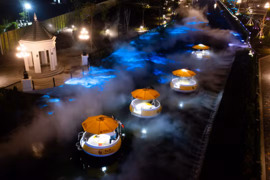 Lạc vào thế giới cổ tích trên Dòng sông Ánh sáng tại TP Thiên niên kỷ T&T City Millennia