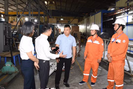 EVNHANOI triển khai nhiều giải pháp đáp ứng nhu cầu điện năng của khách hàng sau Tết Ất Tỵ 2025