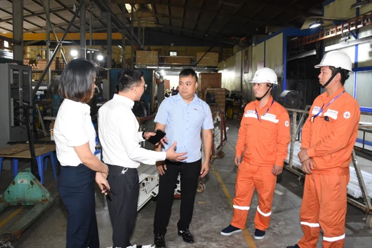 EVNHANOI triển khai nhiều giải pháp đáp ứng nhu cầu điện năng của khách hàng sau Tết Ất Tỵ 2025