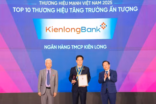 KienlongBank khẳng định tầm vóc bằng cú đúp giải thưởng và sức bật 30 năm phát triển