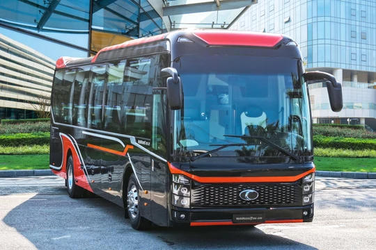 Nâng tầm trải nghiệm với xe giường nằm cao cấp thế hệ mới THACO Mobihome 120 