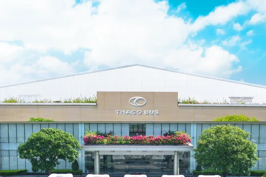 THACO Bus giữ vững vị thế dẫn đầu thị phần xe khách tại Việt Nam
