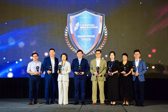 Phó Tổng Giám đốc VietinBank nhận Giải thưởng “Nhà Lãnh đạo IT của năm”