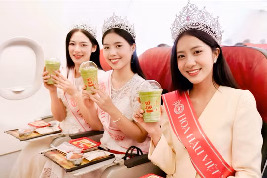 Tân Hoa hậu Việt Nam bay cùng Vietjet trên hành trình đầu tiên sau lễ đăng quang