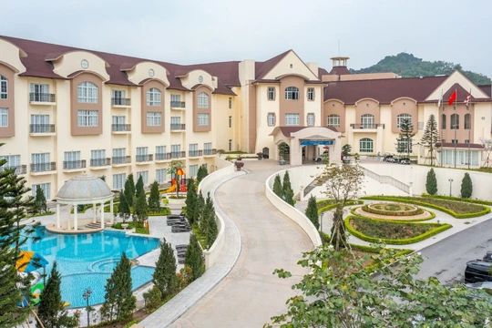 Trải nghiệm mùa hè bình yên bên gia đình tại khách sạn Legend Valley Hà Nam