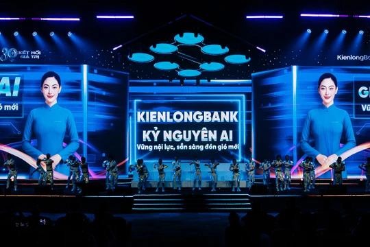 KienlongBank kể chuyện thương hiệu bằng “concert công nghệ”