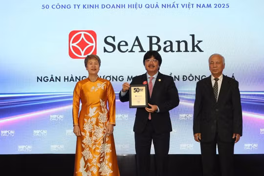 SeABank lần thứ 6 được vinh danh trong Top 50 doanh nghiệp có lợi nhuận xuất sắc nhất Việt Nam 2025