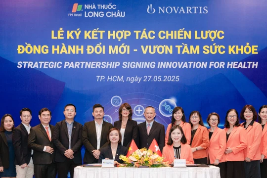 Nhà thuốc Long Châu và Novartis hợp tác đưa các giải pháp điều trị tiên tiến đến với người Việt