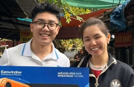 Eurowindow trao hàng ngàn quà công nghệ, ưu đãi hàng tỷ đồng trong chương trình tri ân cuối năm