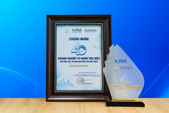 Sunshine Group lọt Top 40 Doanh nghiệp tư nhân tiêu biểu đại diện cho 40 năm Đổi mới
