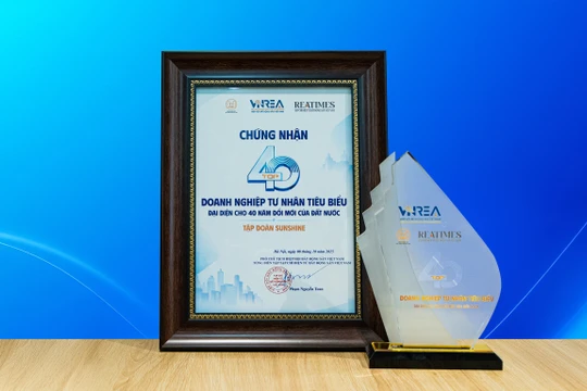 Sunshine Group lọt Top 40 Doanh nghiệp tư nhân tiêu biểu đại diện cho 40 năm Đổi mới