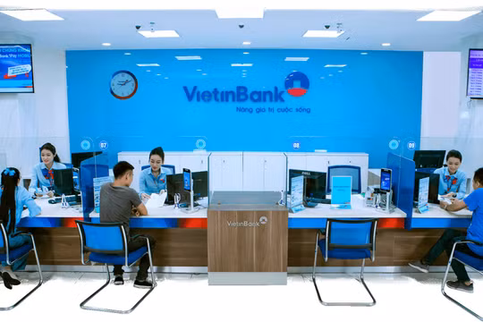 Xu hướng dòng tiền cuối năm: Tiết kiệm ngân hàng trở thành lựa chọn tối ưu