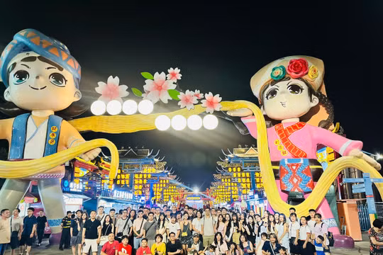 “Hòa mạng” đường sắt cao tốc lớn nhất thế giới, Móng Cái thành hub du lịch quốc tế