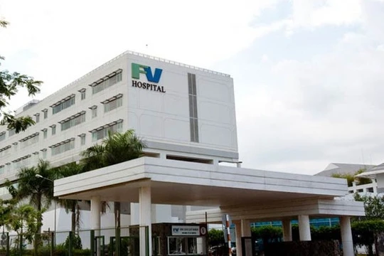 Bệnh viện FV khởi kiện bệnh nhân của mình.