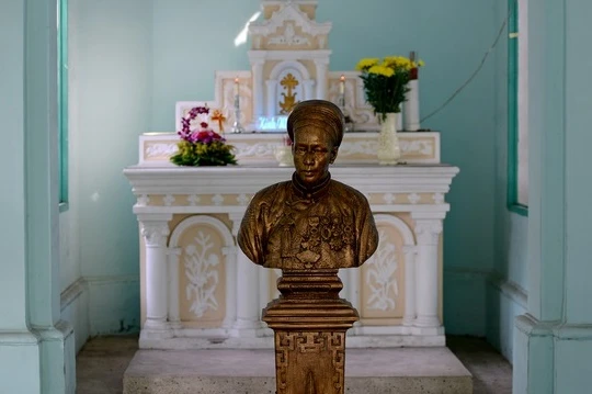 Bí ẩn khu lăng mộ của nhà bác học Trương Vĩnh Ký. Ảnh: Dân trí