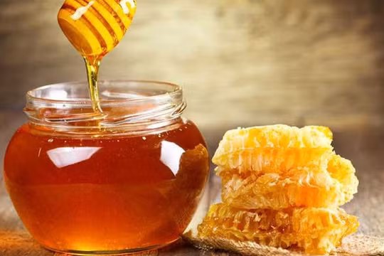 Lợi ích bất ngờ khi ăn mật ong.