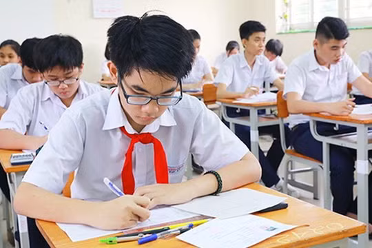 Tra cứu điểm chuẩn thi vào lớp 10. Ảnh: Internet