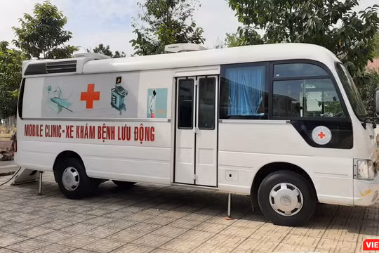 Người cách ly sẽ được chụp X quang kiểm tra ngay tại BV dã chiến khi có chỉ định. Ảnh: Nguyễn Trăm