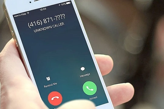 Chặn triệt để cuộc gọi rác có giải quyết được tình trạng quảng cáo bảo hiểm, bất động sản? Ảnh: Internet