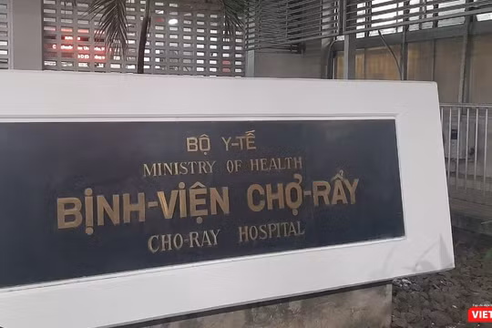 Bệnh viện Chợ Rẫy tiếp nhận nhiều sản phụ bị bỏng nặng do nằm than sau khi sinh. Ảnh: Nguyễn Trăm