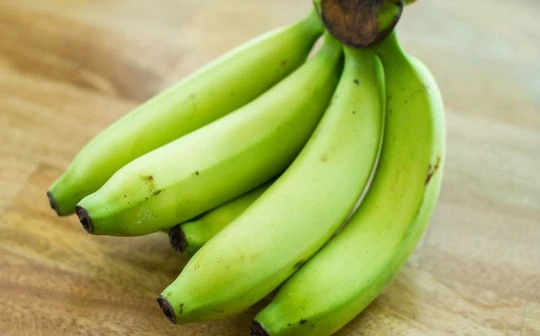 Chuối xanh chứa nguồn dinh dưỡng dồi dào. Ảnh: Boldsky