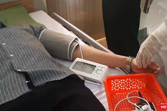 TP.HCM: BV Dã chiến cách ly 26 người nghi nhiễm COVID-19. Ảnh: Nguyễn Trăm