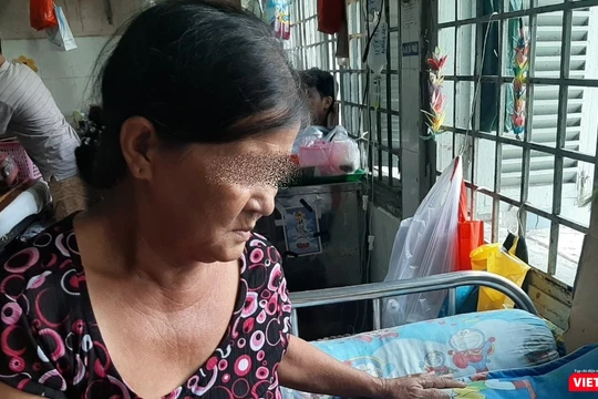 TP.HCM tiếp tục thực hiện khám chữa bệnh tại nhà cho người cao tuổi để chống dịch COVID-19. Ảnh: N.T