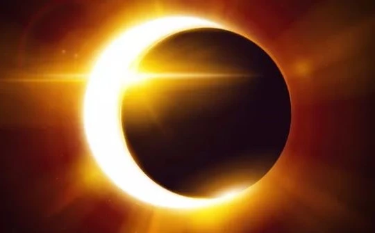 Nhật thực hình khuyên. Ảnh: Internet