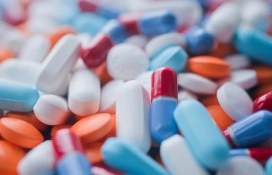 Từ vụ VN Pharma, bàn luận về tác hại khi dùng thuốc giả, thuốc kém chất lượng. Ảnh: Theguardian