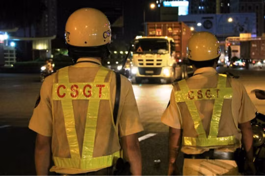 CSGT đang làm nhiệm vụ. Ảnh: Thanh Niên