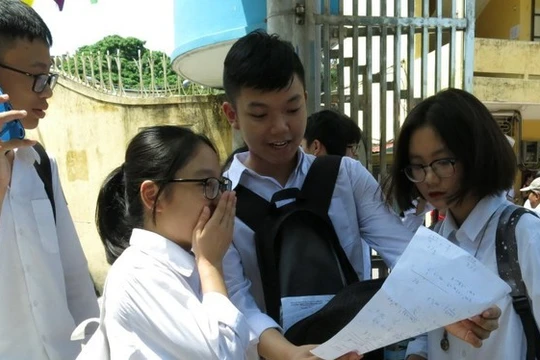 Thí sinh sau khi tham dự kỳ thi tốt nghiệp THPT 2020. Ảnh minh họa: Internet