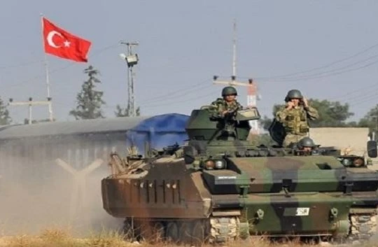 Quân đội Thổ Nhĩ Kỳ tràn qua biên giới Syria tấn công người Kurd