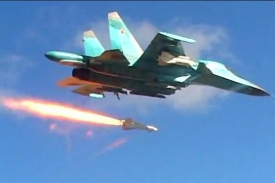 Máy bay Su-34 Nga sử dụng tên lửa không đối đất tiêu diệt mục tiêu khủng bố