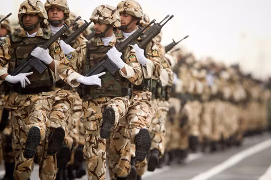  Iran có tiềm lực quân sự hùng mạnh