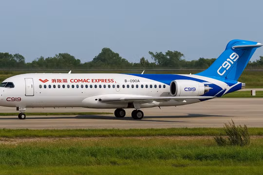 Máy bay Trung Quốc chính thức được nhập khẩu vào Việt Nam